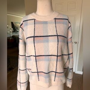 Cyrus plaide cozy fuzzy plaid sweater S/M